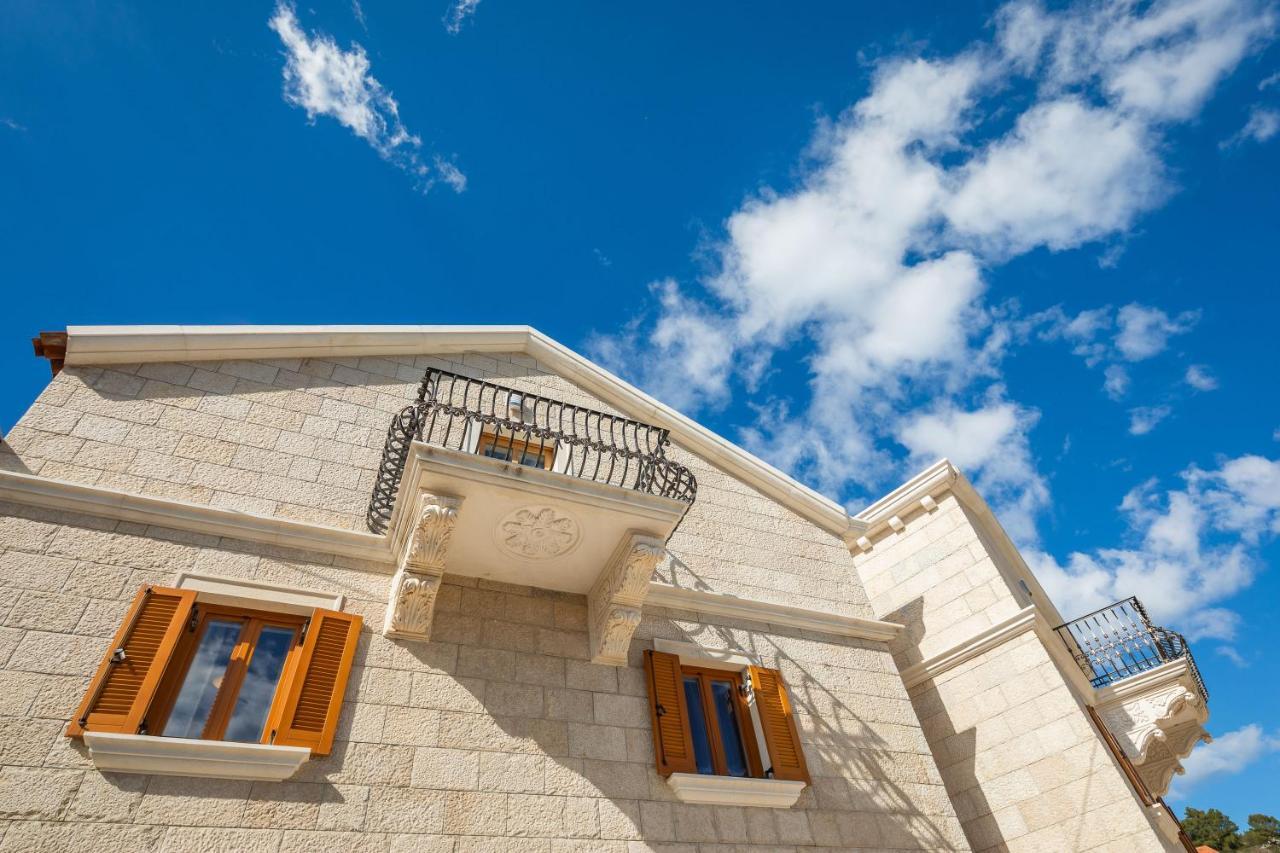 Villa Luxury Stone Nevija 2022 Private