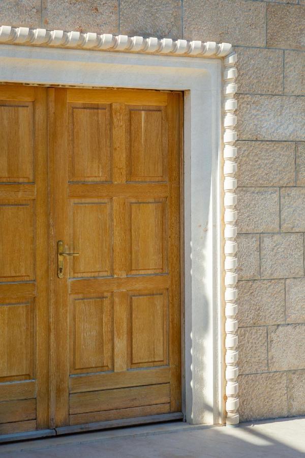 Luxury Stone Nevija 2022 Private *