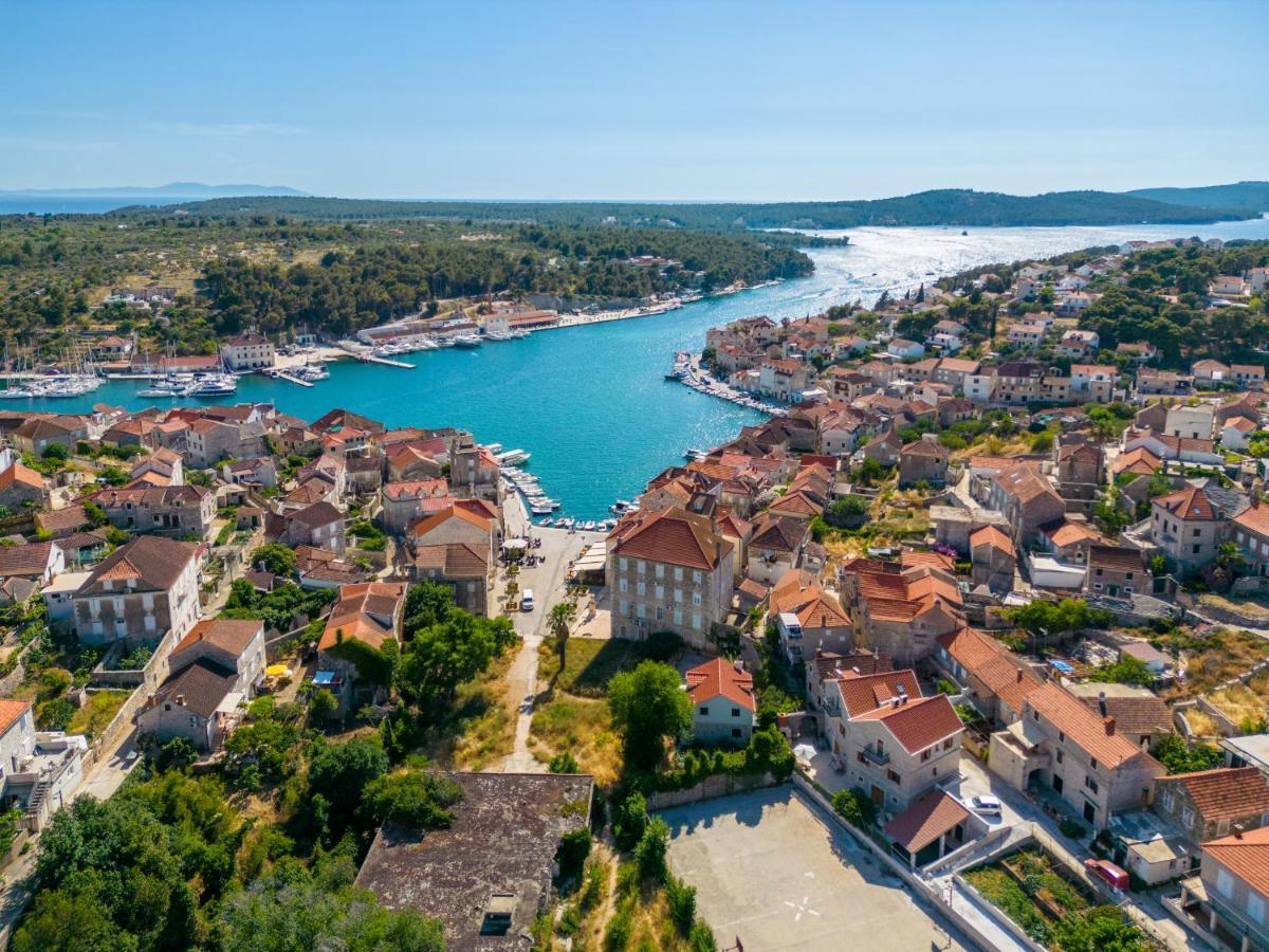 Luxury Stone Nevija 2022 Private * Milna (Brac)