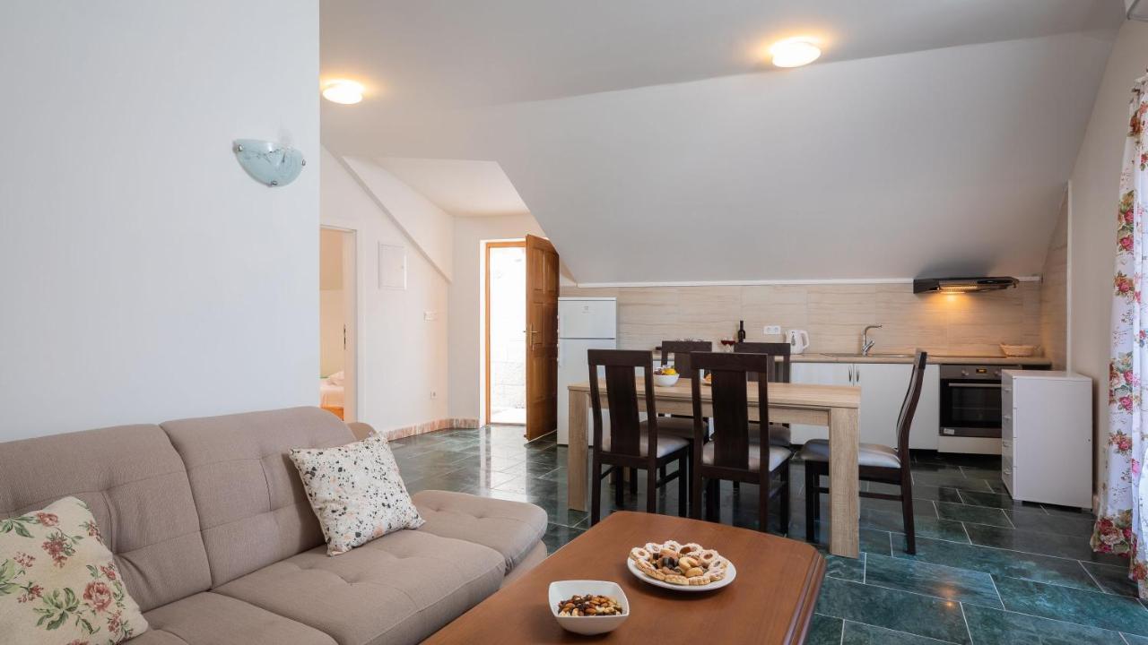 Luxury Stone Nevija 2022 Private Villa Milna (Brac)
