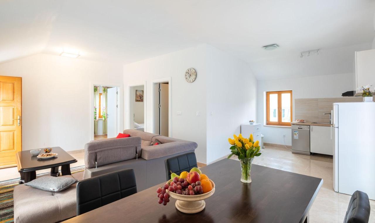 Villa Luxury Stone Nevija 2022 Private
