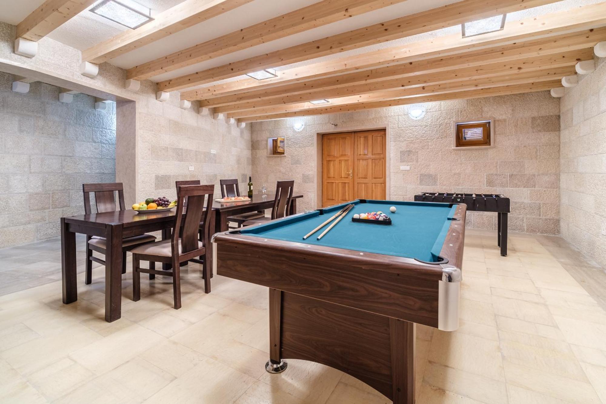 Villa Luxury Stone Nevija 2022 Private